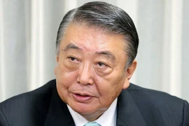 Le président de la Chambre des représentants japonais termine sa visite au Vietnam