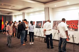 Des villages de métiers traditionnels du Vietnam s'exposent au Mozambique