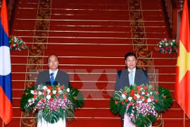Efforts communs pour approfondir les liens Vietnam-Laos