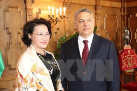La présidente de l’Assemblée nationale vietnamienne rencontre le Premier ministre hongrois