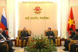 Vietnam et Russie renforcent leur coopération dans la défense