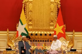Entretien entre le secrétaire général Nguyen Phu Trong et le président du Myanmar Htin Kyaw