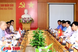 Hà Tinh déroule le tapis rouge aux investisseurs singapouriens
