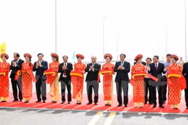 Mise en service d’un des plus longs ponts maritimes en Asie du Sud-Est à Hai Phong