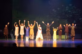 Spectacle célébrant les 25 ans des relations diplomatiques Vietnam-R. de Corée