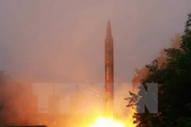 Le Vietnam dit sa préoccupation sur quatre tirs de missiles nord-coréens 