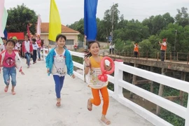 Viêt Kiêu : Collecte de fonds pour la construction de ponts dans les zones rurales