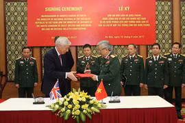Promouvoir la coopération Vietnam - Royaume-Uni dans la défense 
