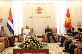 Approfondissement des relations de défense Vietnam-Cuba