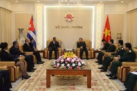 Vietnam et Cuba intensifient la coopération dans le secteur de la cryptographie