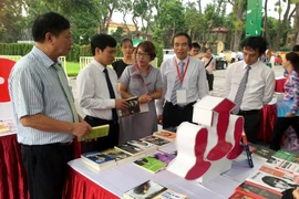 Hanoï : Inauguration de la fête « Le livre et les Start-ups »