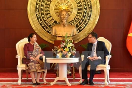 Le Laos félicite le Vietnam pour le 72ème anniversaire de la Fête nationale