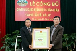 Dà Lat : Enregistrement de la marque de certification pour le café arabica du village de Câu Dât