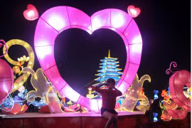 Une fête de la lumière originale à Hô Chi Minh-Ville