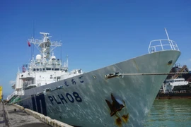 Un navire de la Garde​ côtière du Japon en visite au Vietnam