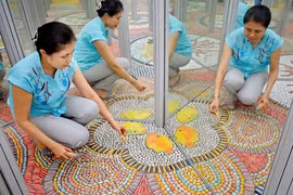 Hanoï : coup de lifting pour le palais des glaces du parc Thông Nhât