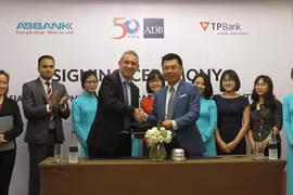 La BAD accorde les soutiens financiers aux banques An Binh et Tiên Phong