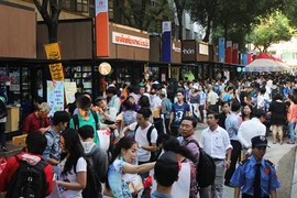 Hô Chi Minh-Ville : une 2e rue des livres à Phu My Hung (arrondissement 7)