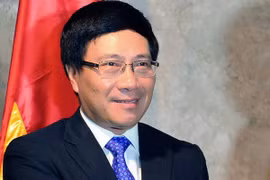 Entretien entre les deux ministres vietnamien et chinois des AE