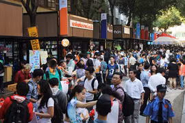 Hô Chi Minh-Ville : une 2e rue des livres à Phu My Hung (arrondissement 7)