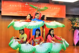 Des compatriotes vietnamiens à Macao (Chine) se réunissent