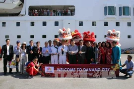 Quelque 190.000 croisiéristes étrangers débarquent au Vietnam en neuf mois