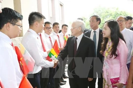 Le secrétaire général Nguyen Phu Trong débute sa visite d'Etat au Myanmar