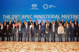 APEC 2017: les ministres des AE et de l’Economie adoptent une Déclaration commune