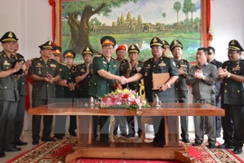 Armée : le Vietnam soutient le Cambodge