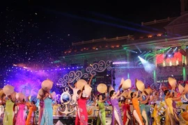 Préparatifs du Festival de la mer de Nha Trang-Khanh Hoa