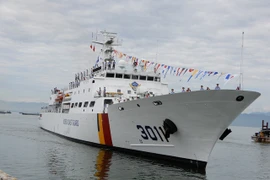 Le navire Badaro de la Garde-côte sud-coréenne à Da Nang
