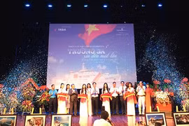 Exposition "Truong Sa, venez là-bas au moins une fois"