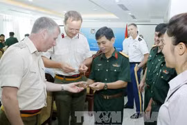 Mission de l'ONU: échanges professionnels entre des experts vietnamiens et étrangers 