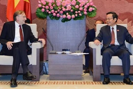 Le président de la Commission du Commerce international du Parlement européen au Vietnam