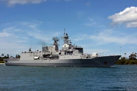 Un navire de la Marine nationale néo-zélandaise à Da Nang