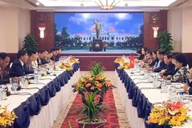 Intensifier la coopération entre Ho Chi Minh-Ville et Vientiane 