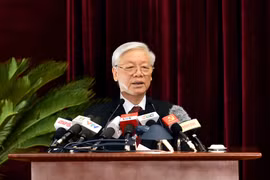 Le 5e Plénum du CC du PCV (12e mandat) examine plusieurs questions d'importance nationale