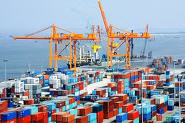 Vietnam: 100 millions de dollars d’excédent commercial à la mi-septembre