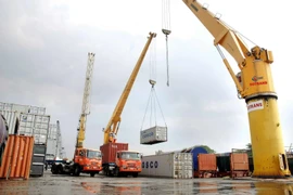 Hanoï : hausse des exportations et du nombre de touristes étrangers au 1er semestre