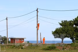 L’île de Con Co sera raccordée au réseau électrique national