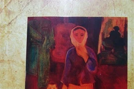 Couverture de l’autobiographie de Trân Tô Nga "Đường trần - Ngọn lửa không bao giờ tắt" (La vie - La flamme ne s'arrête jamais). Photo: CVN