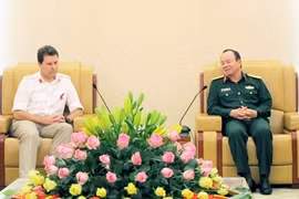 Vietnam – Royaume-Uni : renforcement de la coopération dans la défense