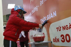 COVID-19: des "ATM riz" supplémentaires pour venir en aide aux plus vulnérables