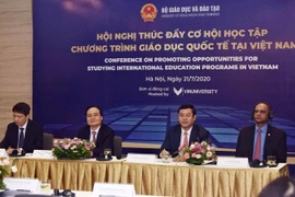 Promotion des opportunités d’accès à l’éducation internationale au Vietnam