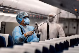 Un vol de la Thai Airways de Bangkok à Hanoi avec des passagers infectés par le COVID-19