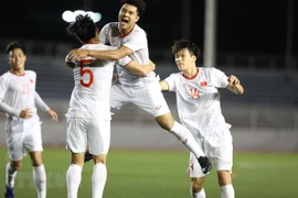  Football : le Vietnam bat Singapour 1-0 aux SEA Games 30