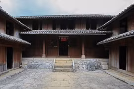 L'ancien palais des rois des H'mong à Ha Giang 