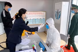 COVID-19 : Dédouanement du premier lot de marchandises via le pont Bac Luân II 