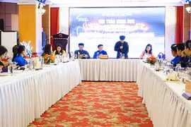 ​ “Huê, la capitale de l’ao dài”