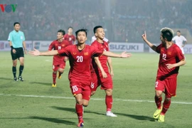 AFF Suzuki 2018: Les médias étrangers apprécient la victoire de la sélection vietnamienne